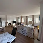 V4 - 8 To 11 People, 5 Min Walk Holiday home Praia Verde