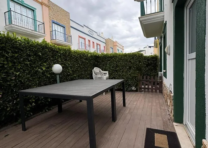 V4 - 8 To 11 People, 5 Min Walk Praia Verde