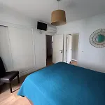 V4 - 8 To 11 People, 5 Min Walk Дом отдыха